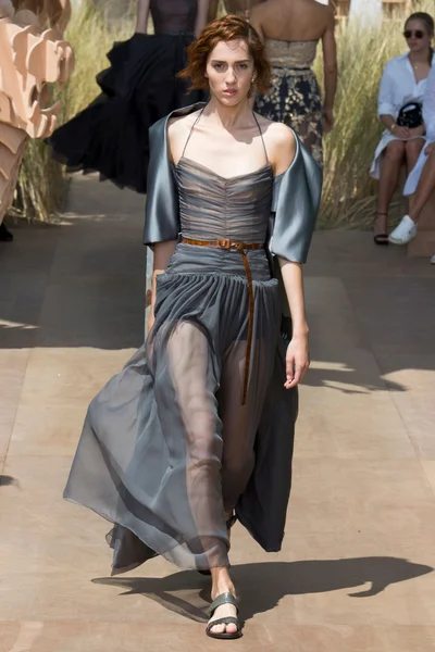 Look 54